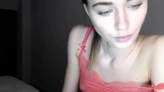 Amateur Webcam Teen Masturbates And Teases