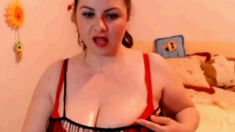 sexy chubby brunette webcam